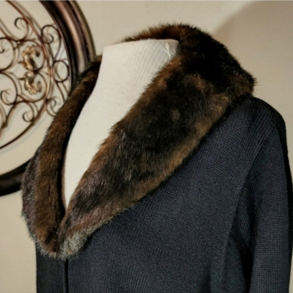 Kathie Lee Faux Cardigan Vintage Faux Fur Collar Sleeveless Knit Brown Size M… - Picture 8 of 17